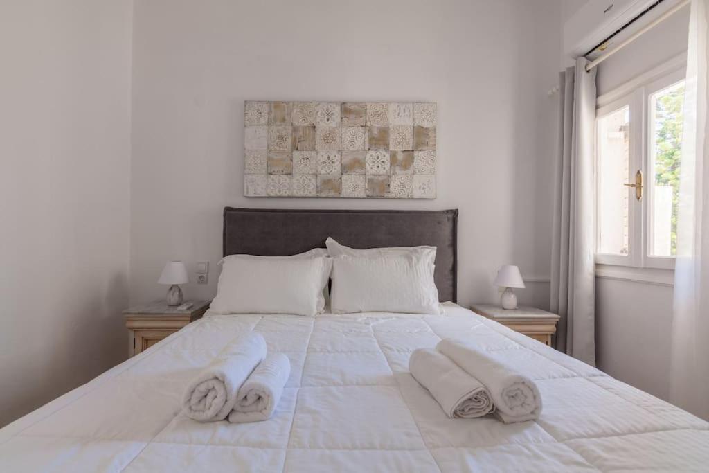 Geo'S Lovely Two Bedroom Island Apartment Gouves Extérieur photo